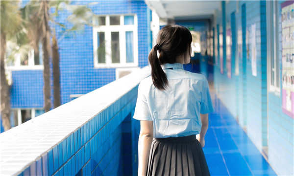 晴隆如何找到一个可以帮助我生孩子的女人？